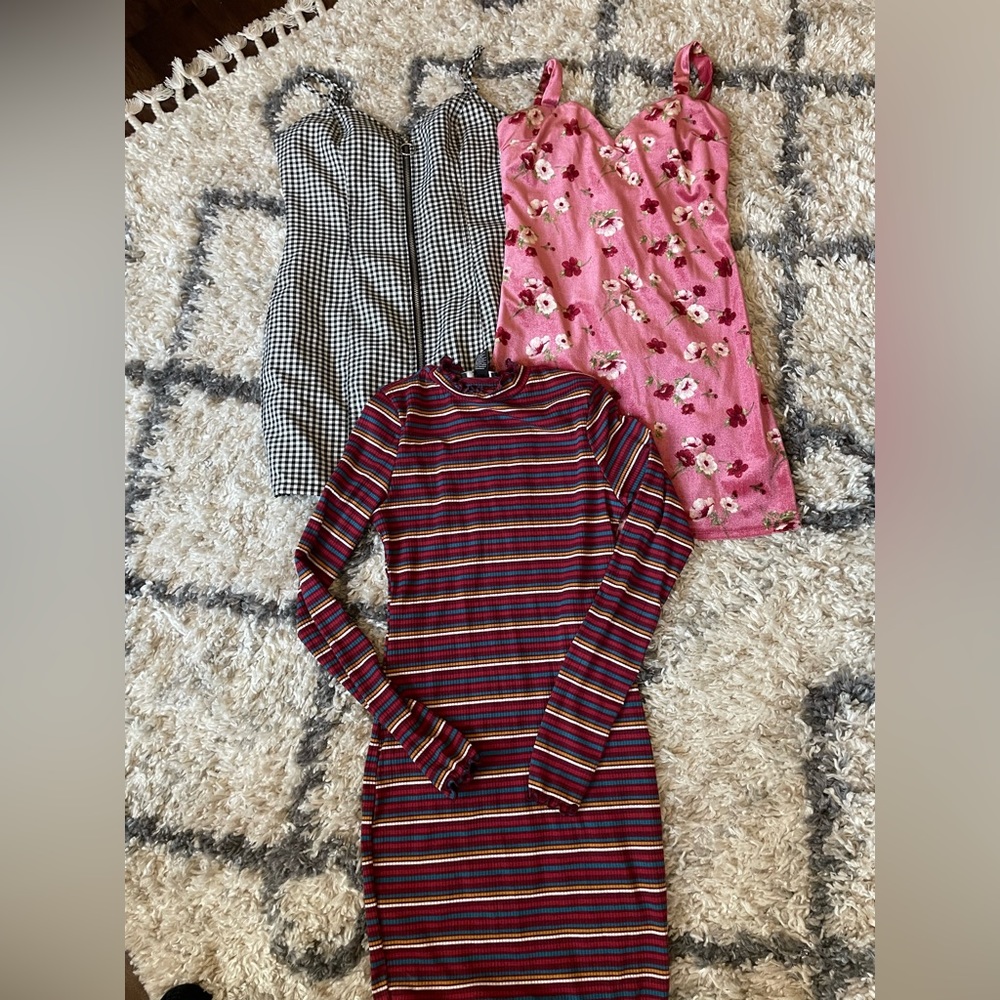90’s style dress lot